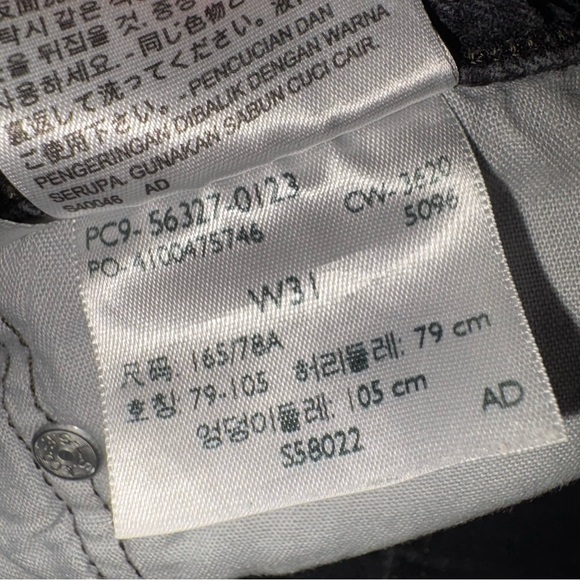 Levi's 501 Vintage Black Distressed Denim Shorts - Picture 9 of 13